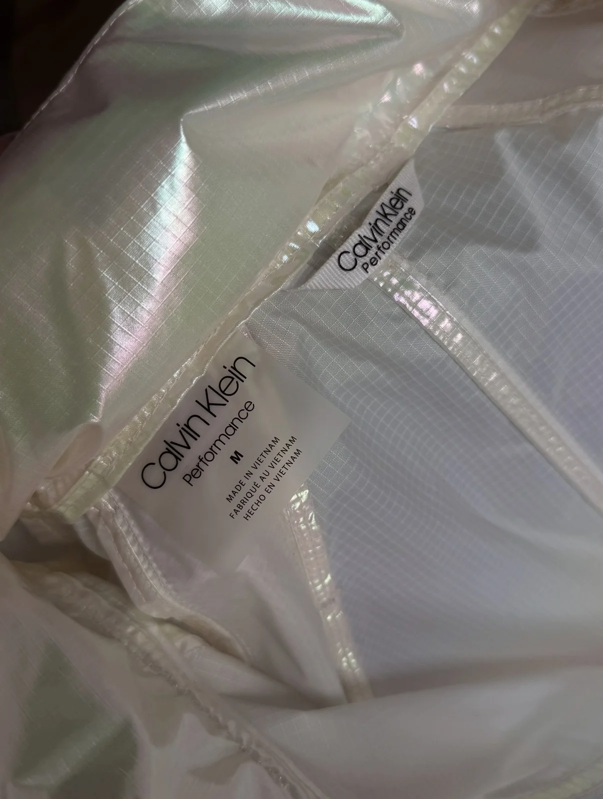 Ветровка Calvin Klein Performance Iridescent - миниатюра 2
