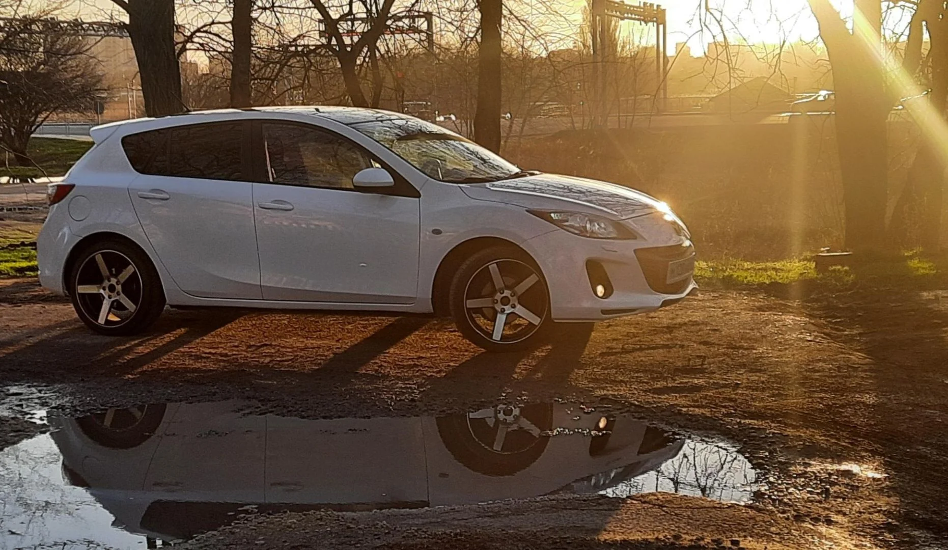 Mazda 3 - изображение 1