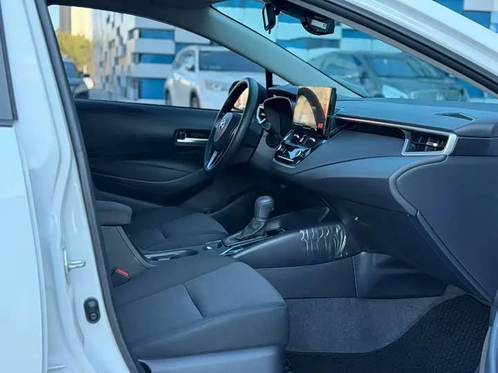 TOYOTA Corolla 2025 г.в. - миниатюра 8
