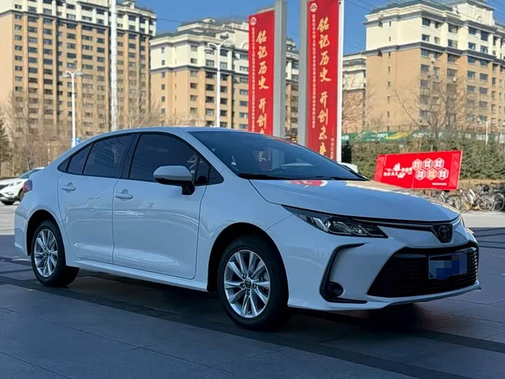 TOYOTA Corolla 2025 г.в. - миниатюра 2