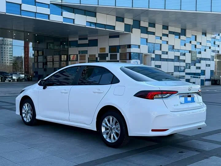 TOYOTA Corolla 2025 г.в. - миниатюра 5