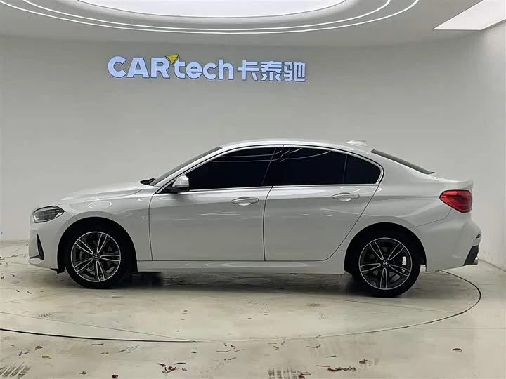 BMW 1-Series 120i M Sport 2023 г.в. - миниатюра 2