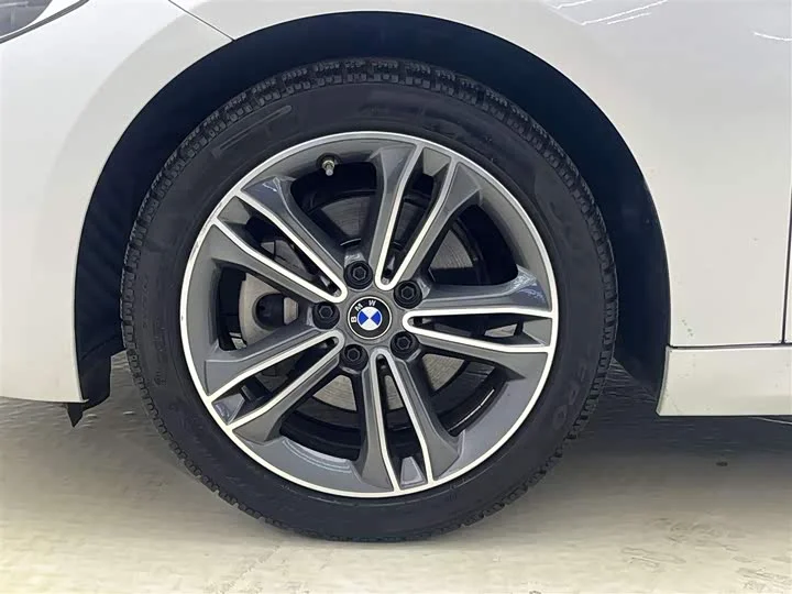 BMW 1-Series 120i M Sport 2023 г.в. - миниатюра 14