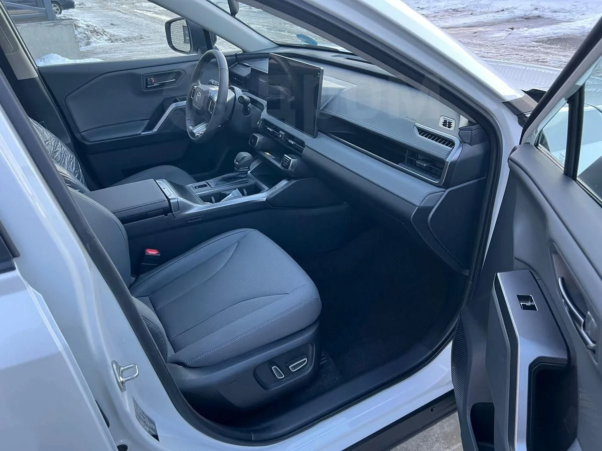 TOYOTA RAV 4 2026 г.в. - миниатюра 7