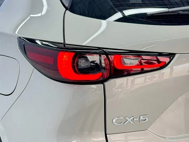 Mazda CX-5  2.0L 2026 г.в. - миниатюра 8
