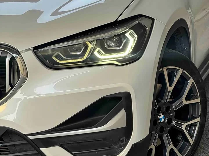 BMW X1 2022 г.в. - миниатюра 3