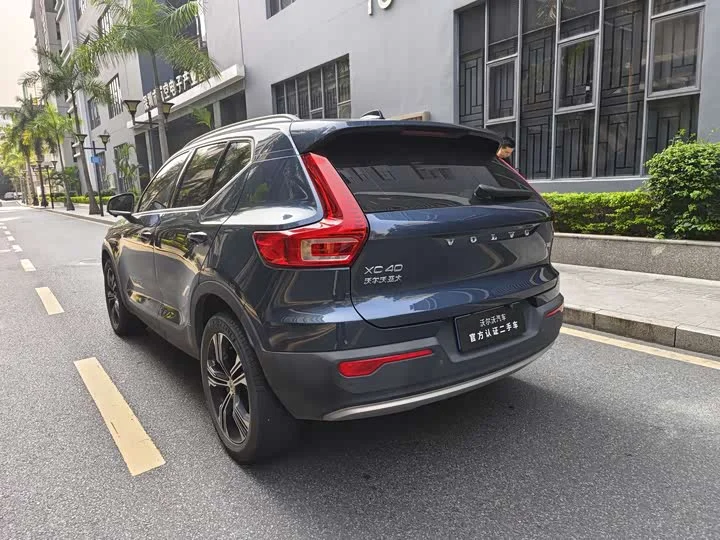 Volvo XC40 2023 г.в. - миниатюра 3