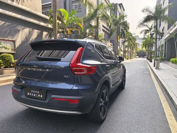 Volvo XC40 2023 г.в. - миниатюра 5