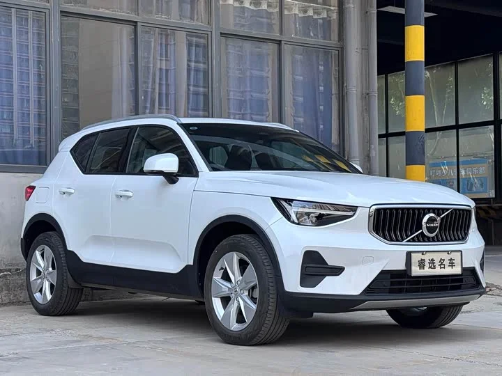 Volvo XC40 2023 г.в. - миниатюра 7
