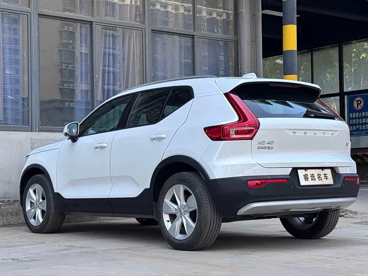 Volvo XC40 2023 г.в. - миниатюра 10