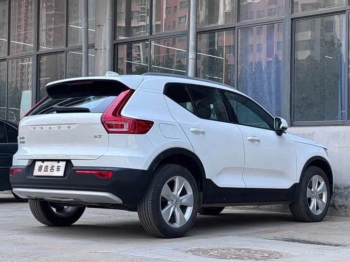 Volvo XC40 2023 г.в. - миниатюра 11