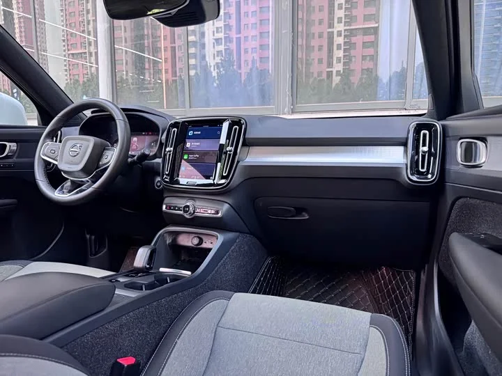 Volvo XC40 2023 г.в. - миниатюра 14