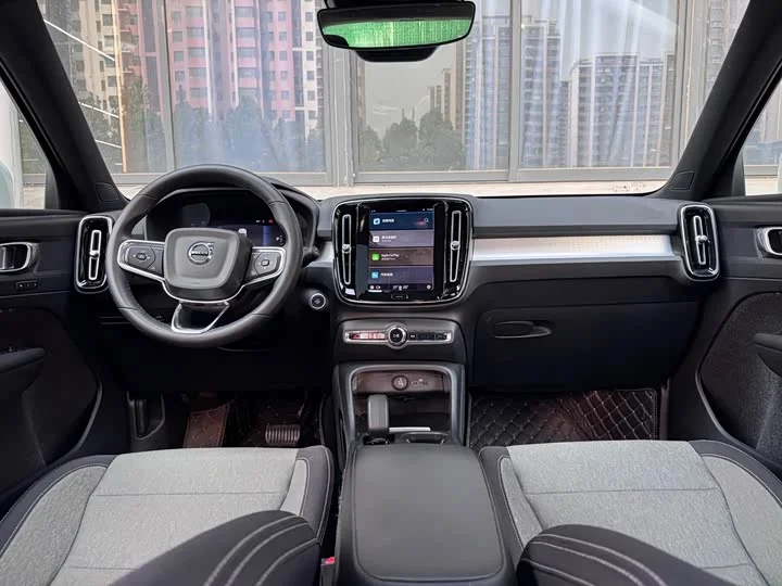 Volvo XC40 2023 г.в. - миниатюра 15