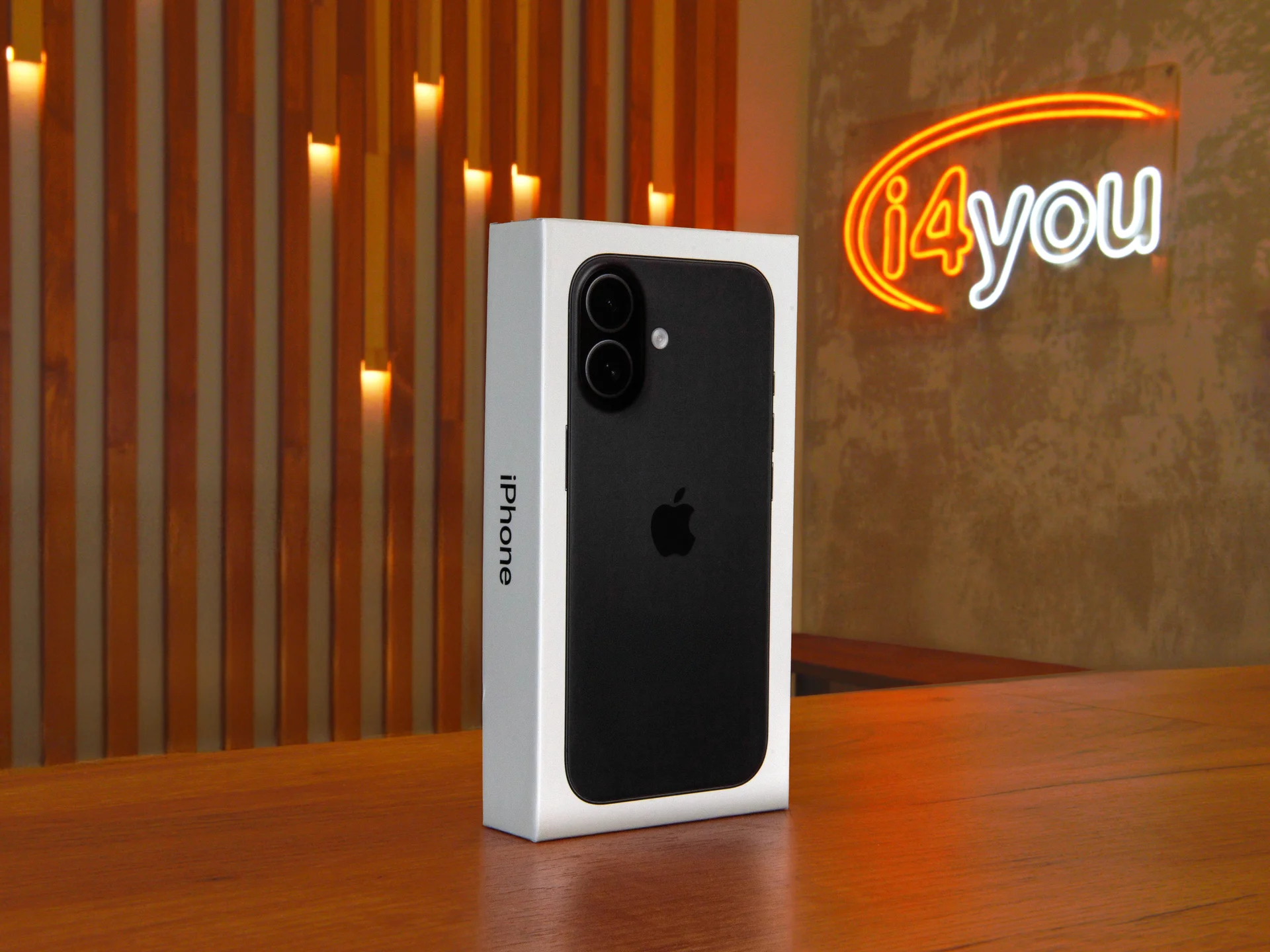 iPhone 17, 256 ГБ, SIM + eSIM - изображение 1