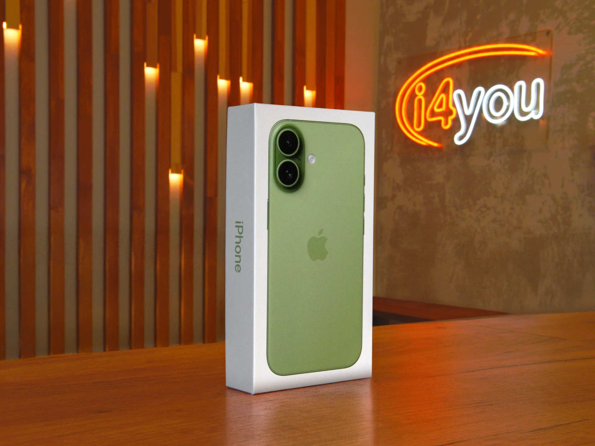 iPhone 17, 256 ГБ, SIM+eSIM - изображение 1