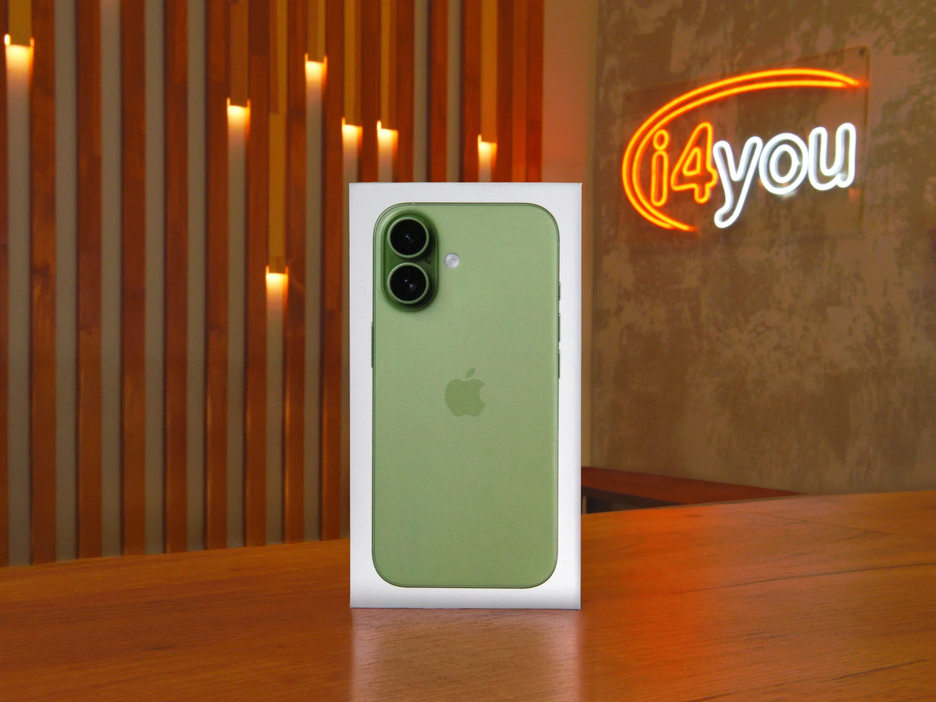 iPhone 17, 512 ГБ, SIM+eSIM - миниатюра 3