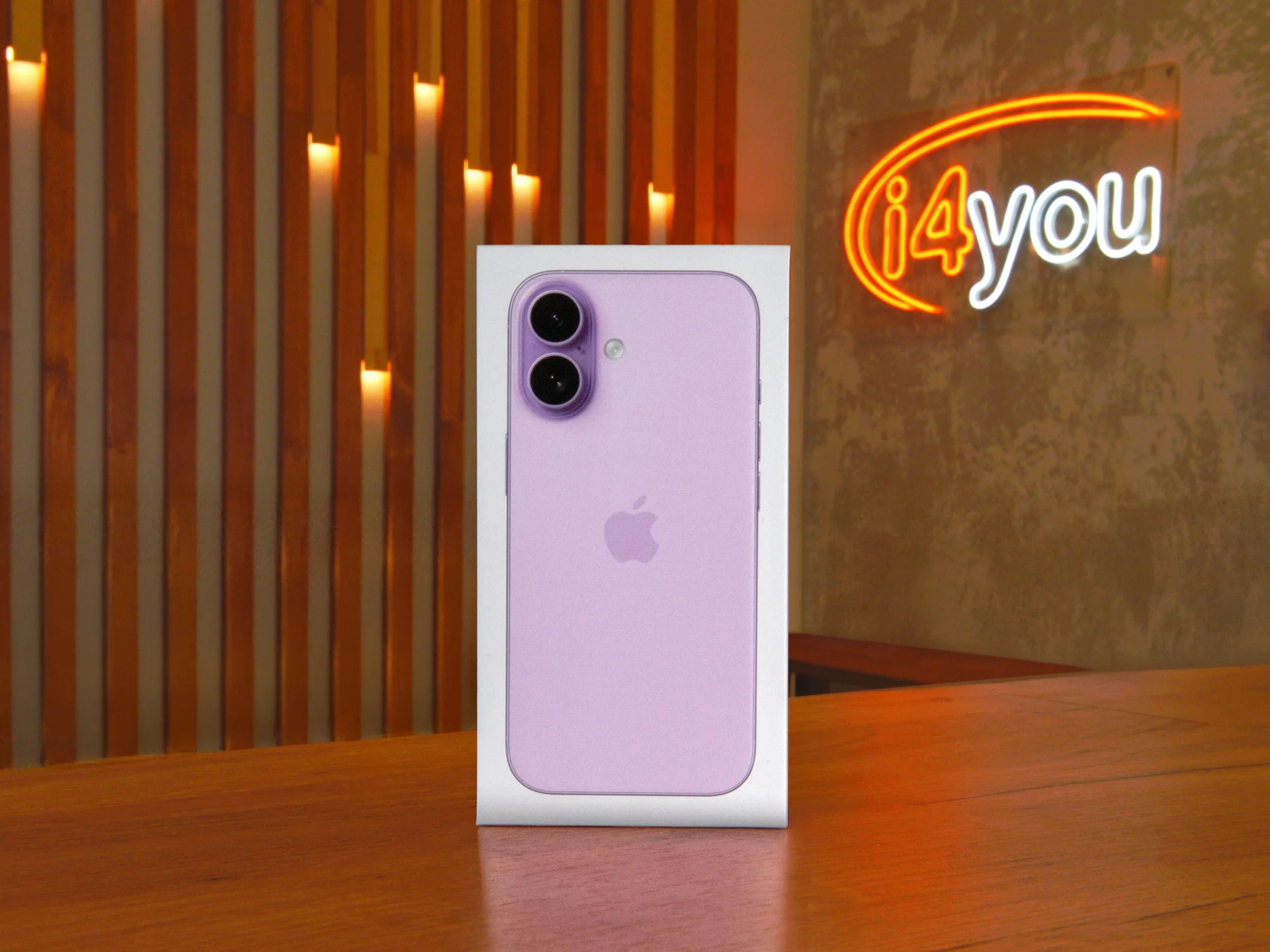 iPhone 17, 256 ГБ, eSIM - миниатюра 3