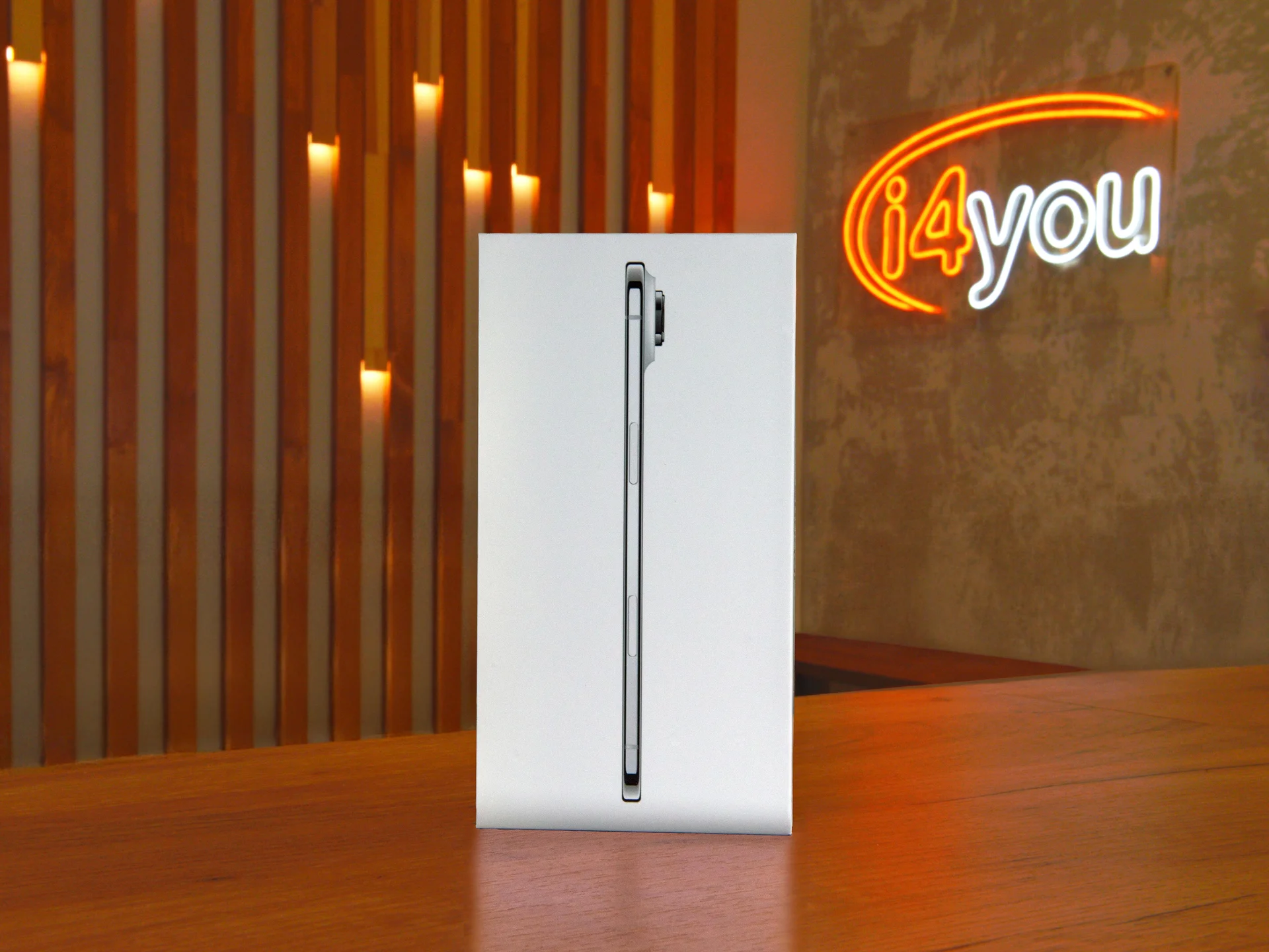 iPhone Air, 1024 ГБ, eSIM - миниатюра 3