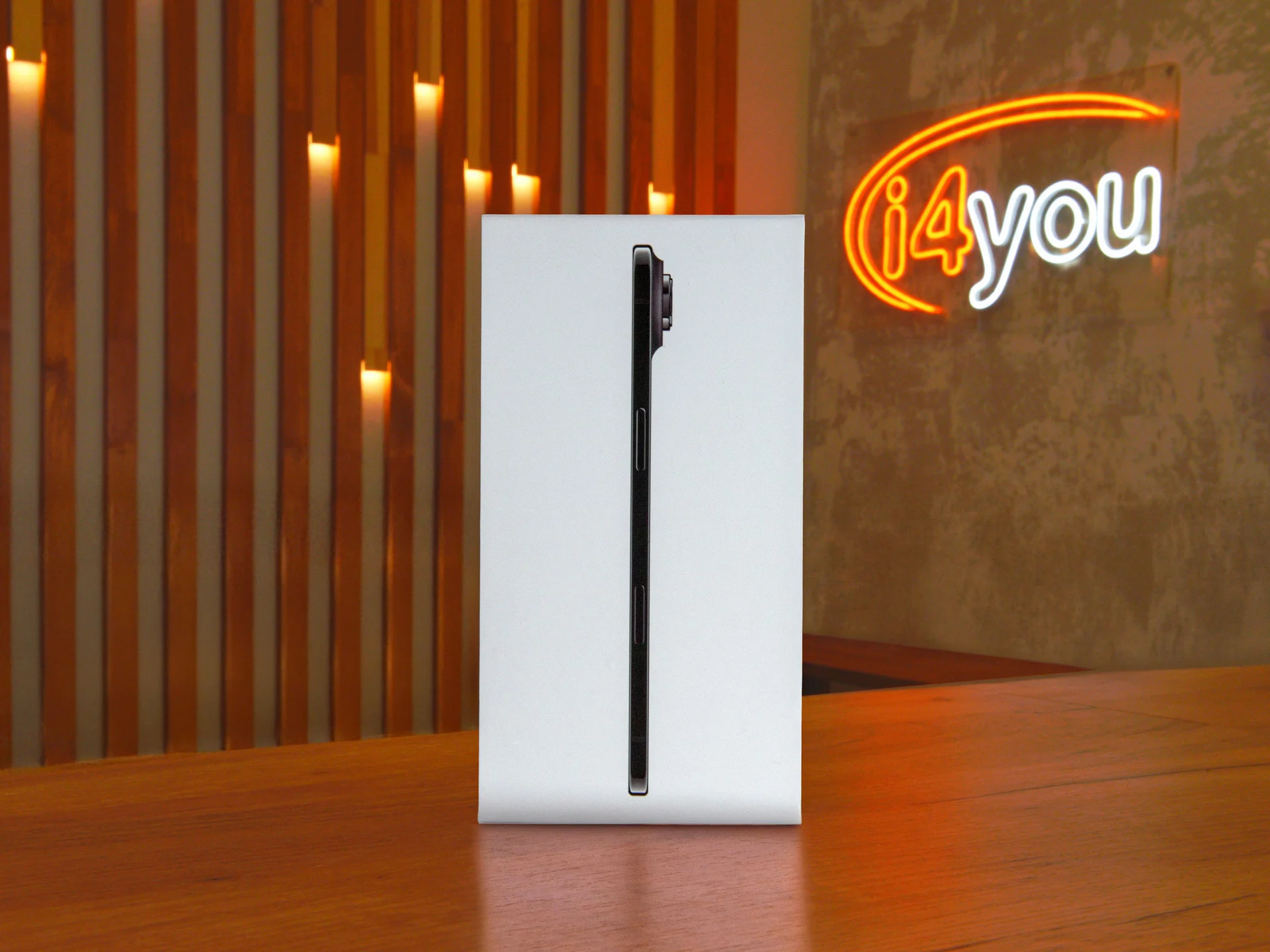 iPhone Air, 1024 ГБ, eSIM - миниатюра 3