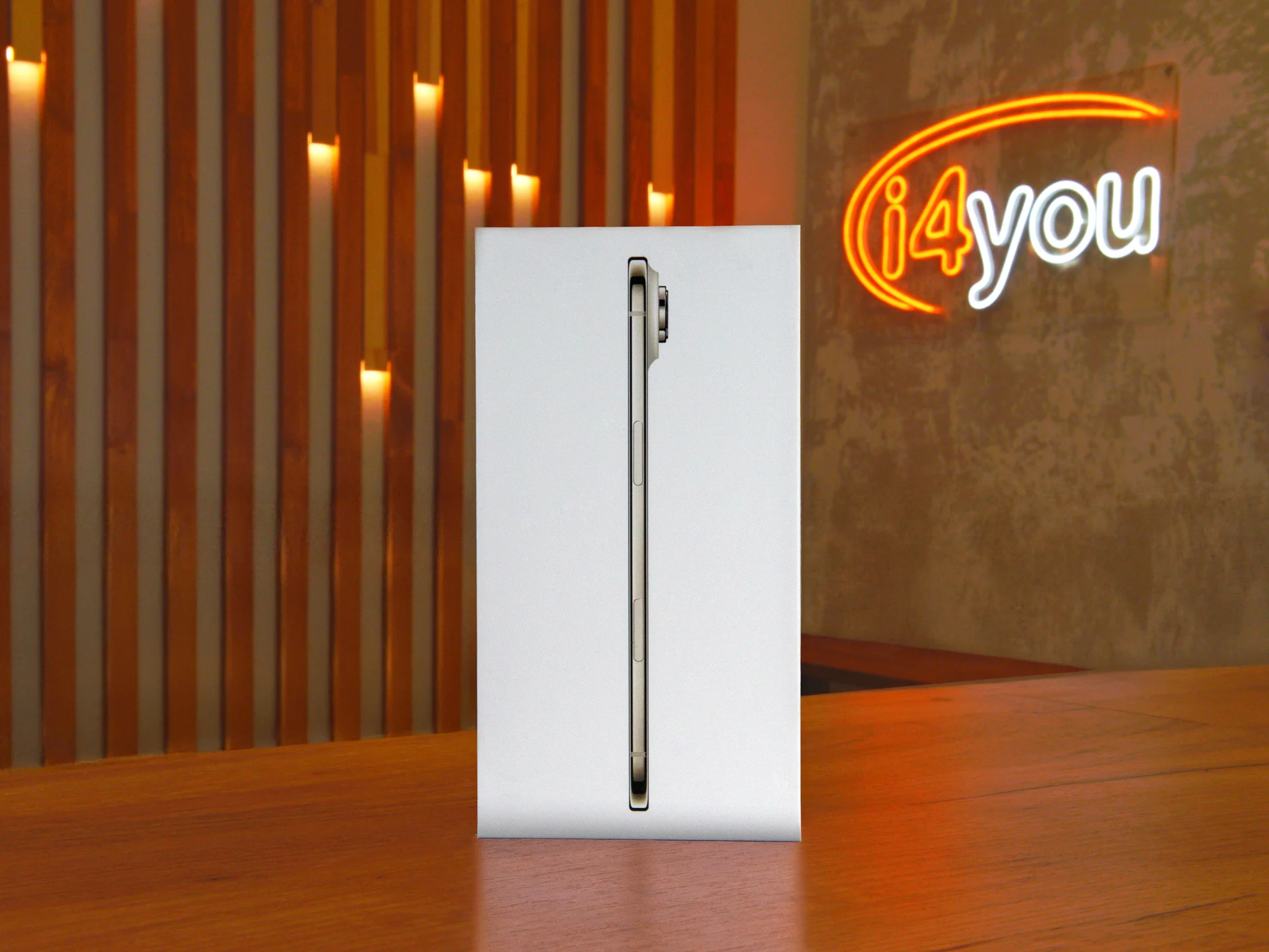 iPhone Air, 256 ГБ, eSIM - миниатюра 3