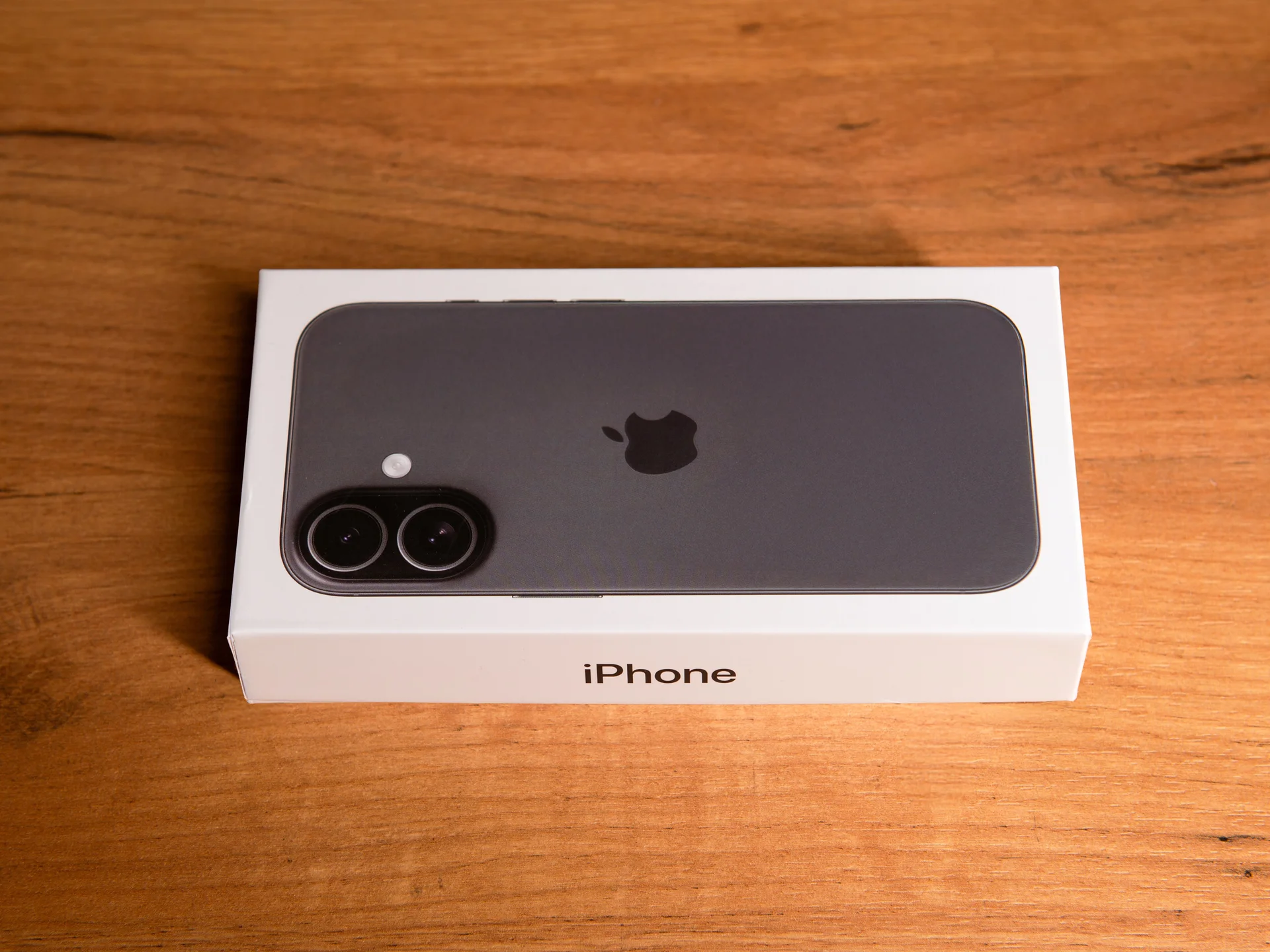 Коробки iPhone 17 - миниатюра 3