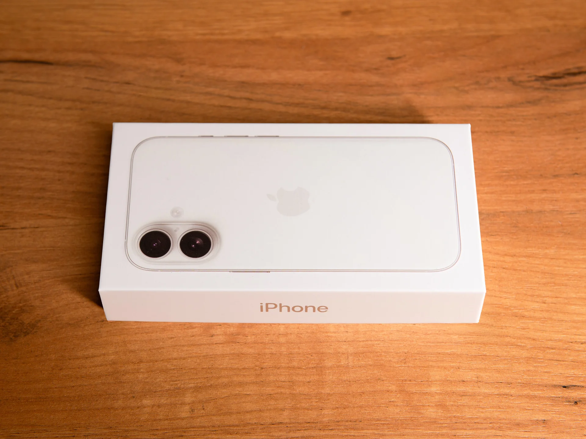 Коробка iPhone 17 White (Белый) - миниатюра 1