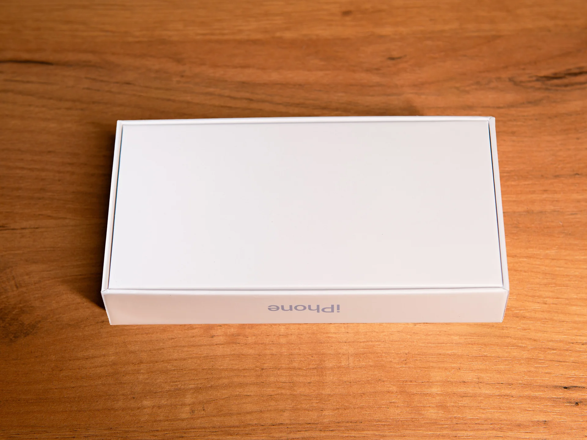 Коробка iPhone 17 Lavender (Лавандовый) - миниатюра 2