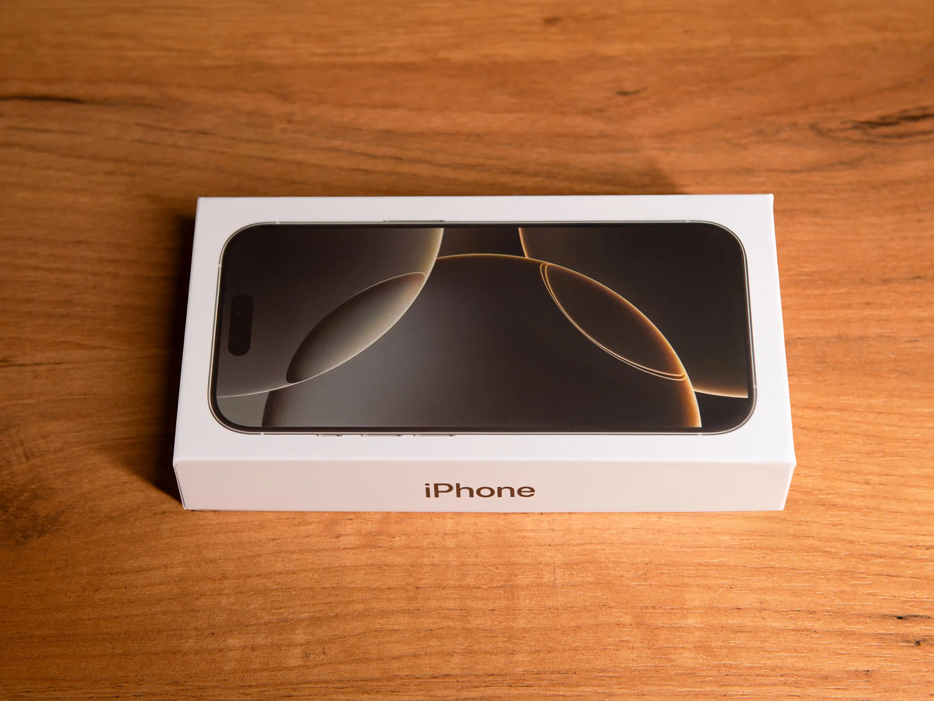 Коробка iPhone 16 Pro Natural Titanium (Серый) - изображение 1