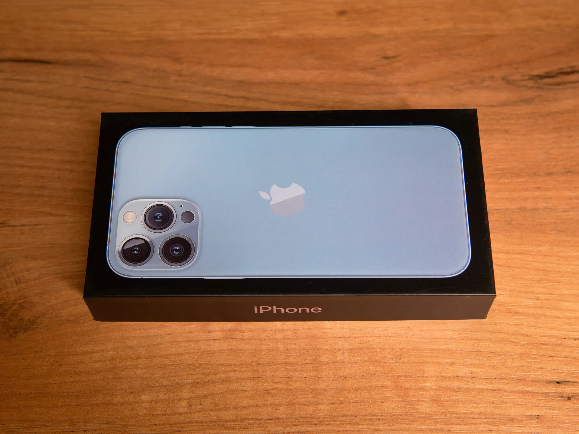 Коробки iPhone 13 Pro Max - миниатюра 4