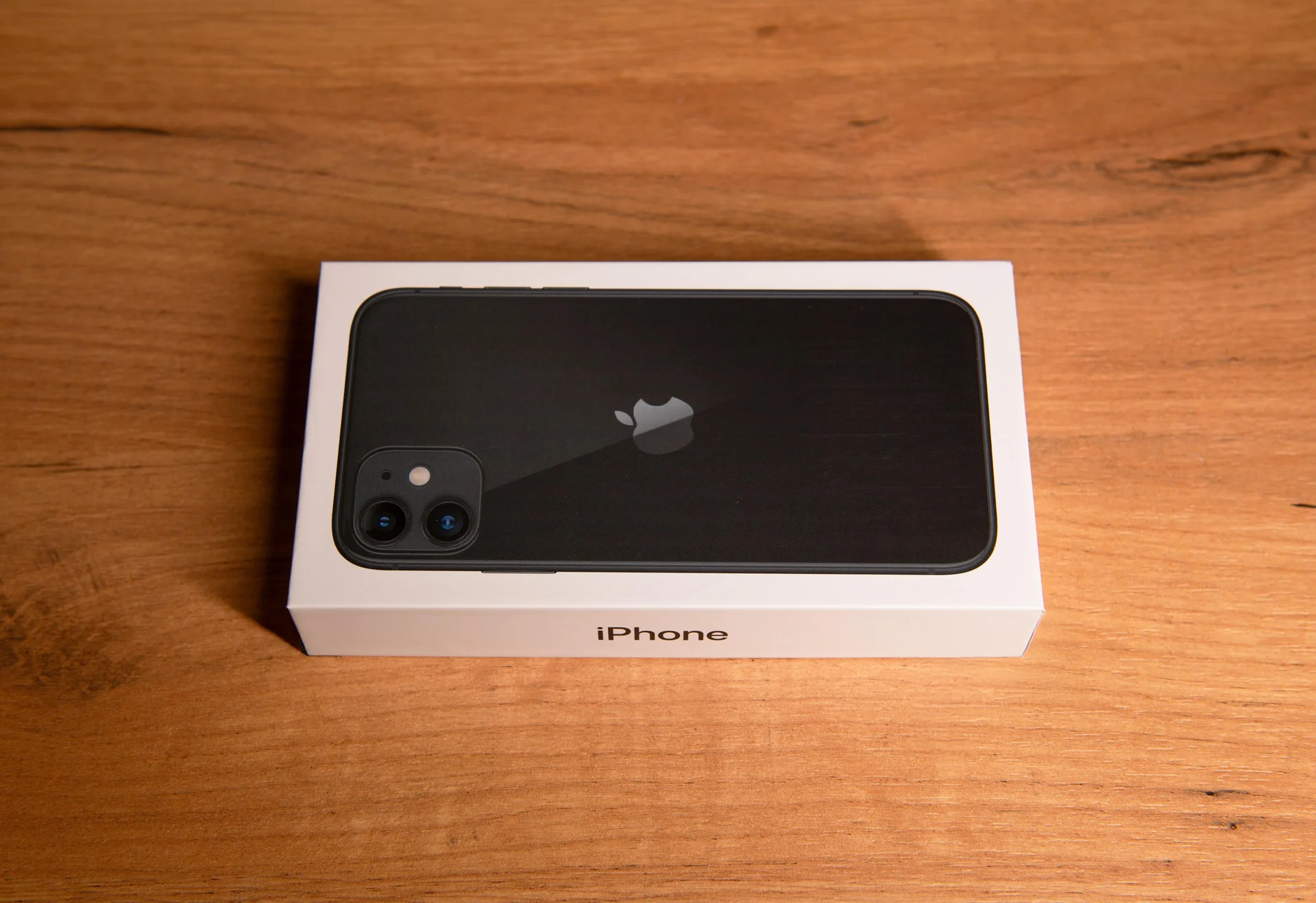 Коробки iPhone 11 - миниатюра 2