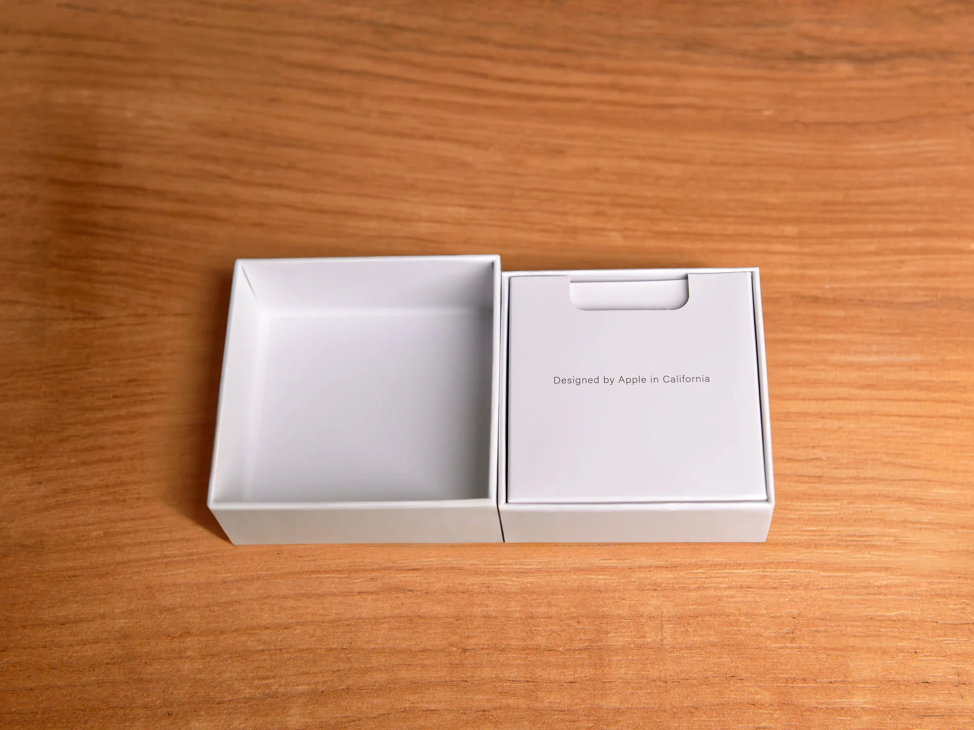 Коробка AirPods 4 ANC - миниатюра 3