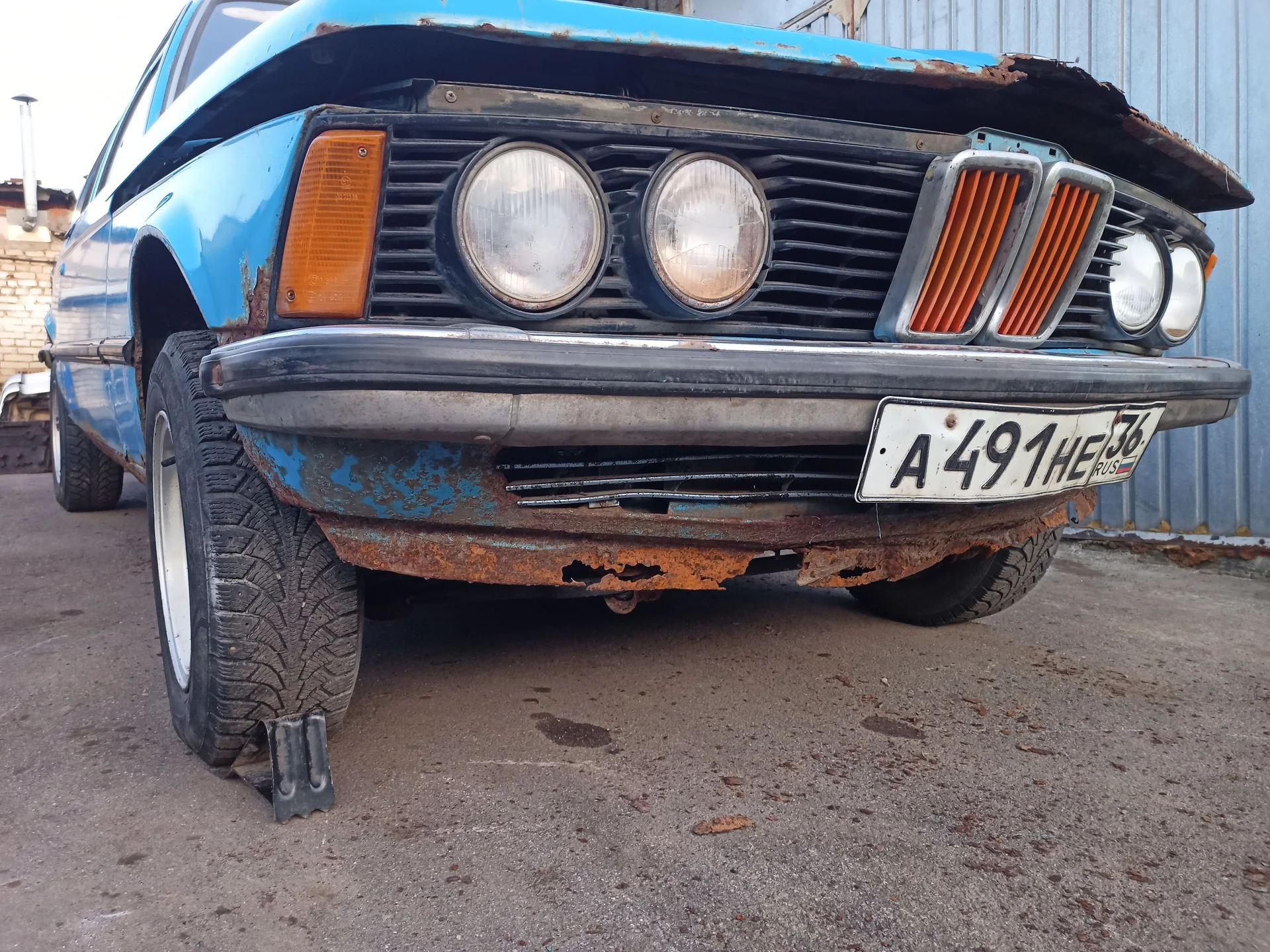 BMW E21 БМВ третья серия е21 - миниатюра 2