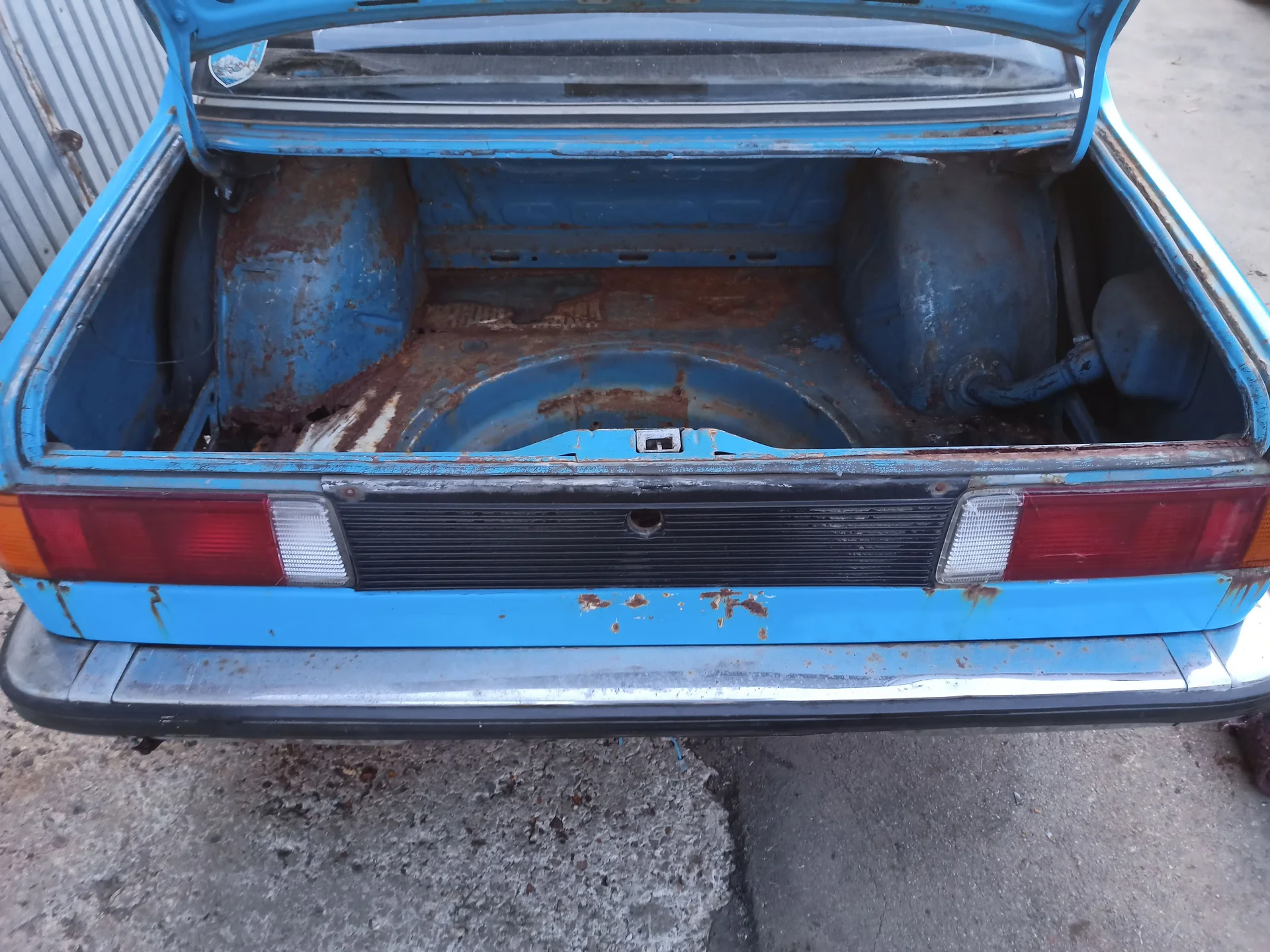 BMW E21 БМВ третья серия е21 - миниатюра 5