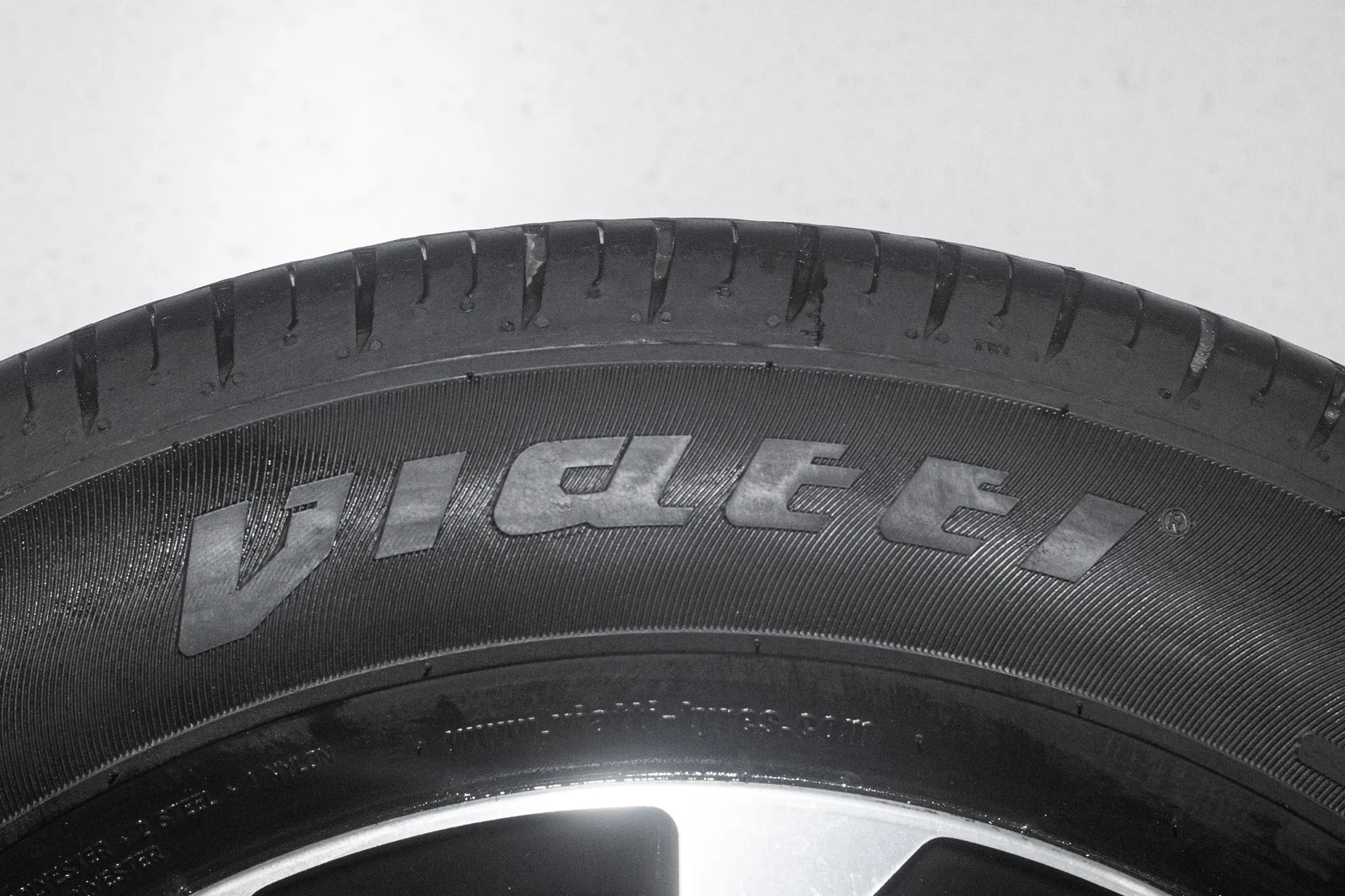 Viatti Bosco H/T 215/65 R16 98H - миниатюра 6