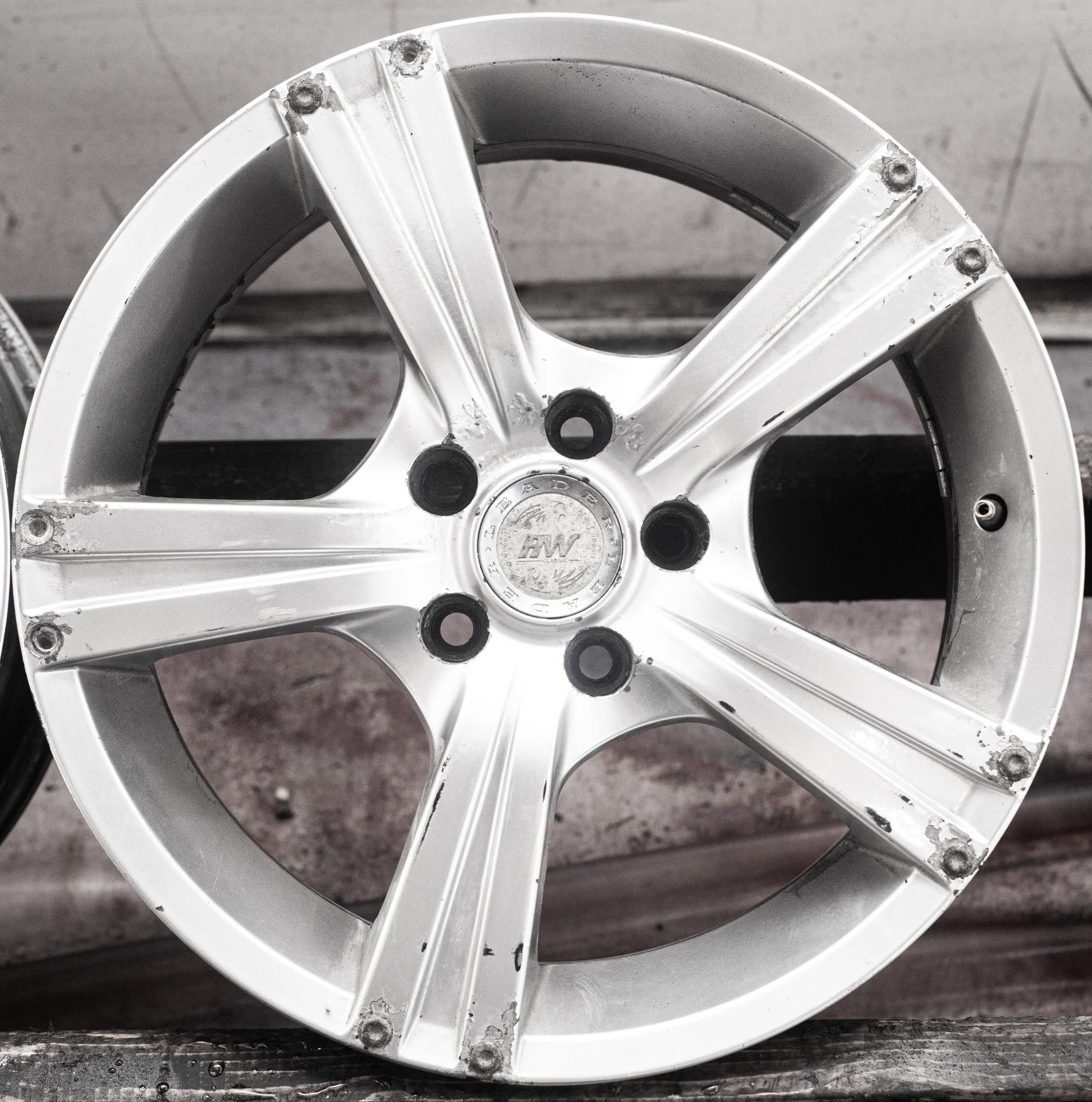 Диски б/y литые R16 Chevrolet Cruze 7Jx16 ET39 5x105 D56.6 - миниатюра 2