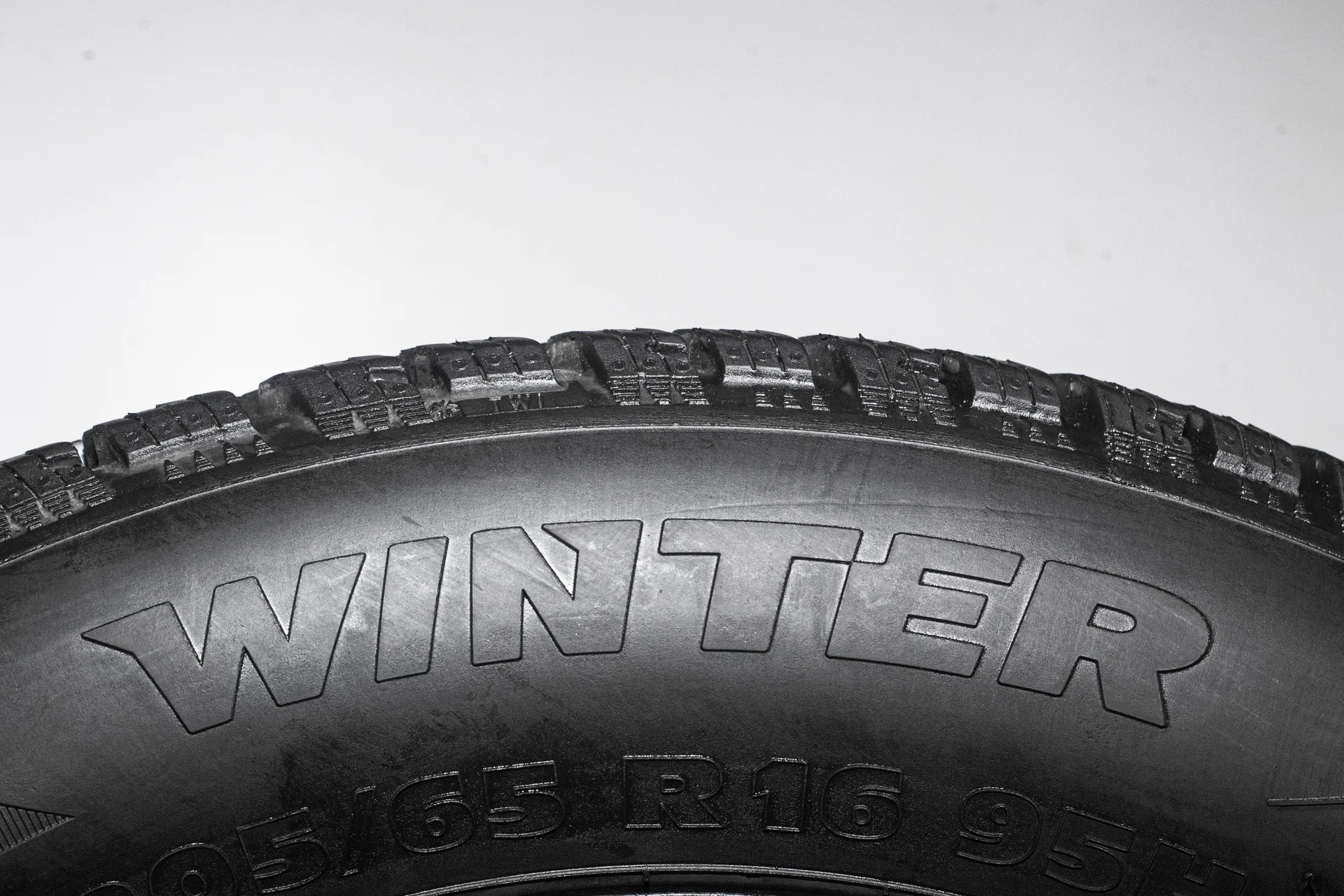 Tigar Winter 205/65 R16 95H - миниатюра 7