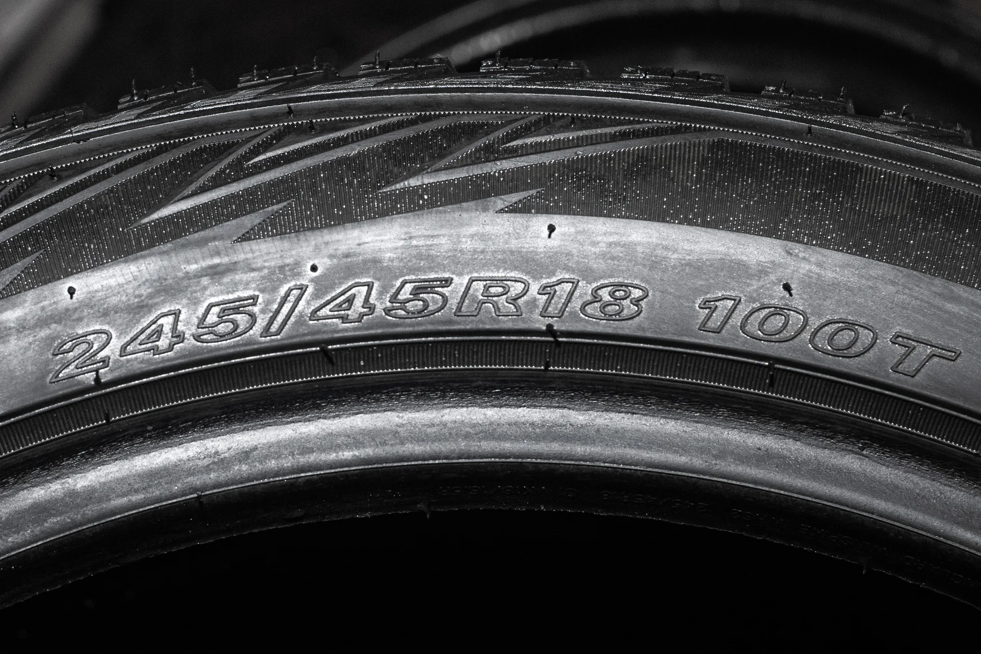 Winguard WinSpike WH62 245/45 R18 100T XL - миниатюра 7