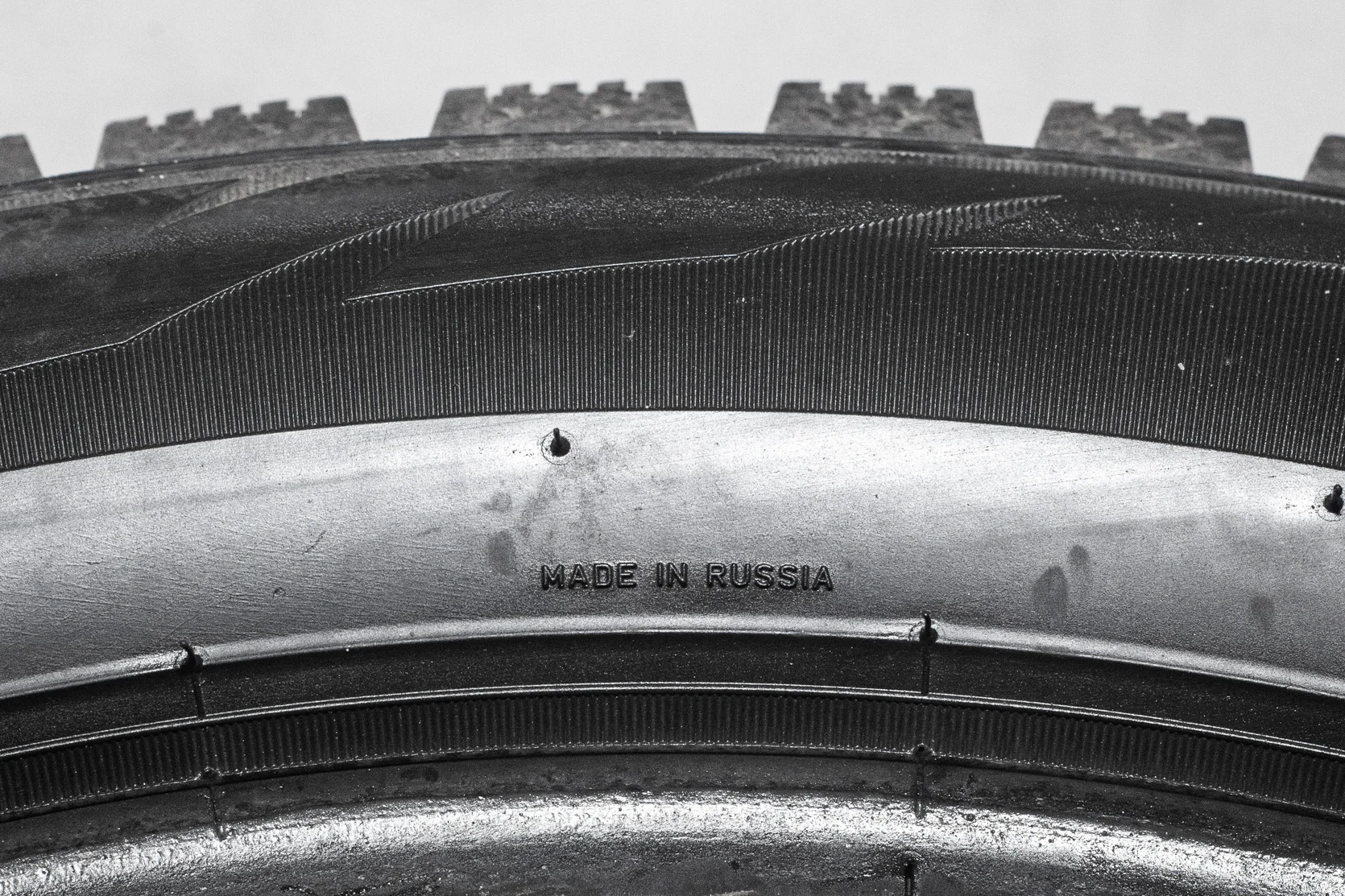Formula Ice 225/50 R17 98T - миниатюра 10