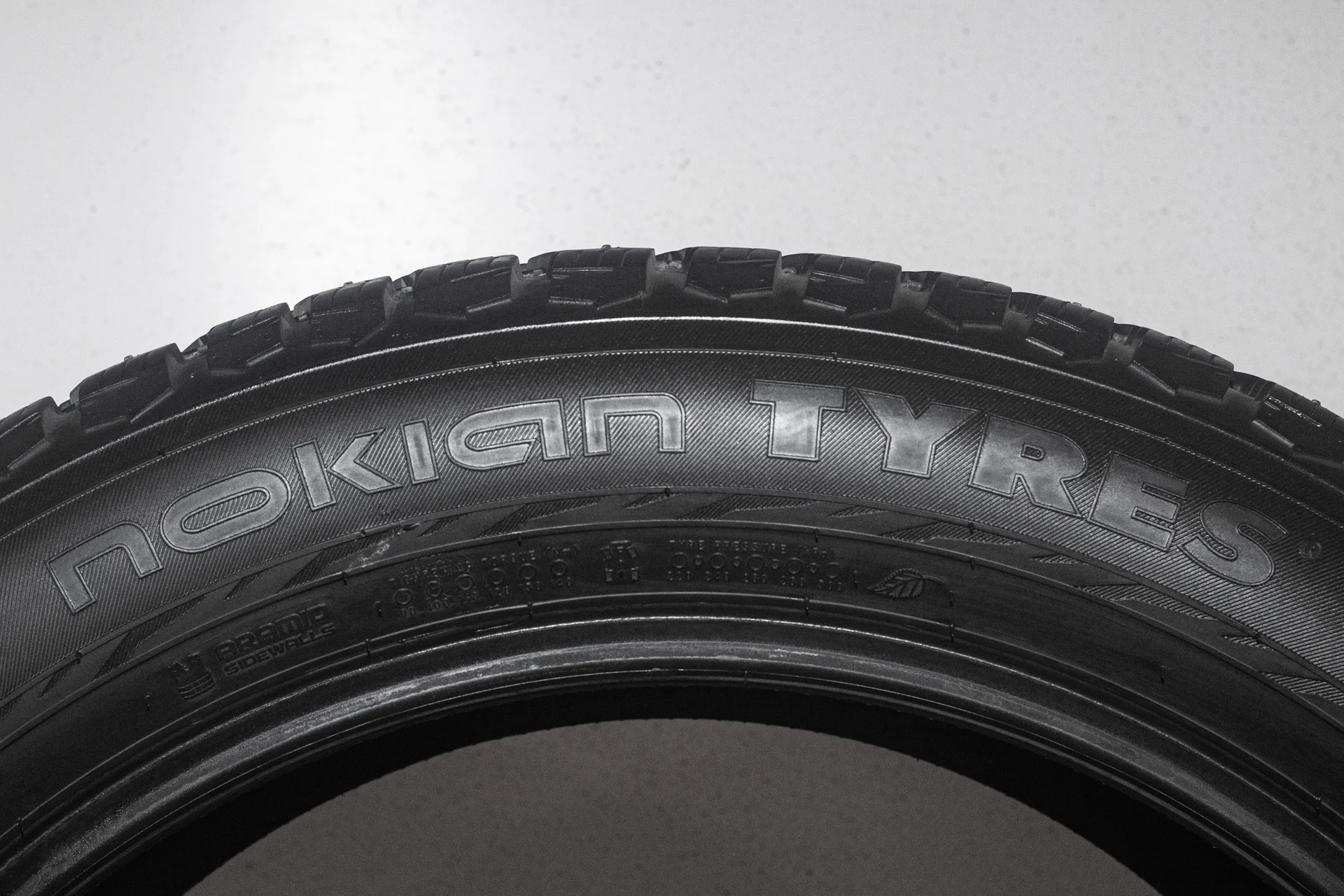 Nokian Hakkapeliitta 9 SUV 275/50 R22 115T - миниатюра 6