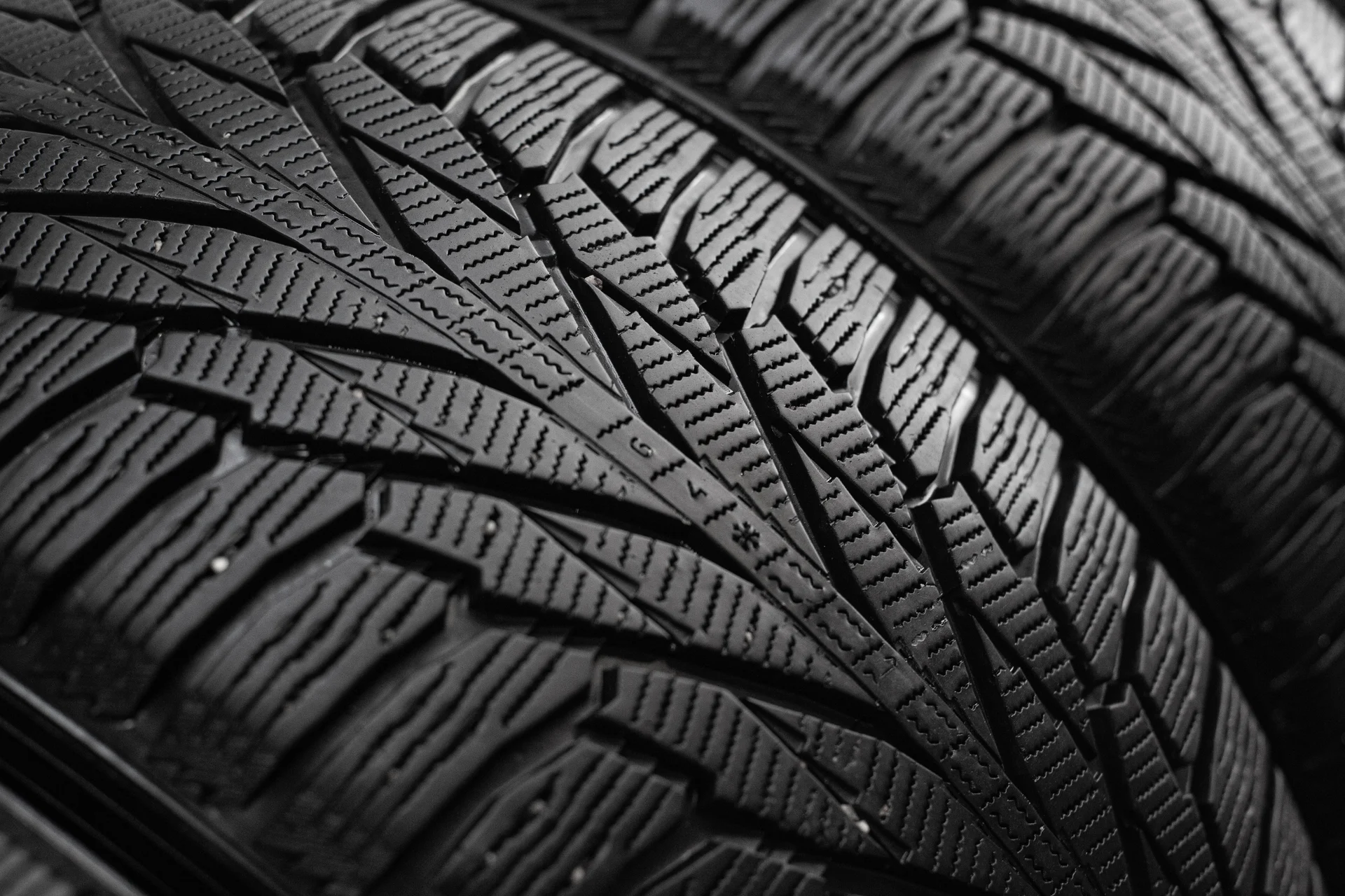 Nokian Hakkapeliitta R2 SUV 255/55 R19 111R XL - миниатюра 3
