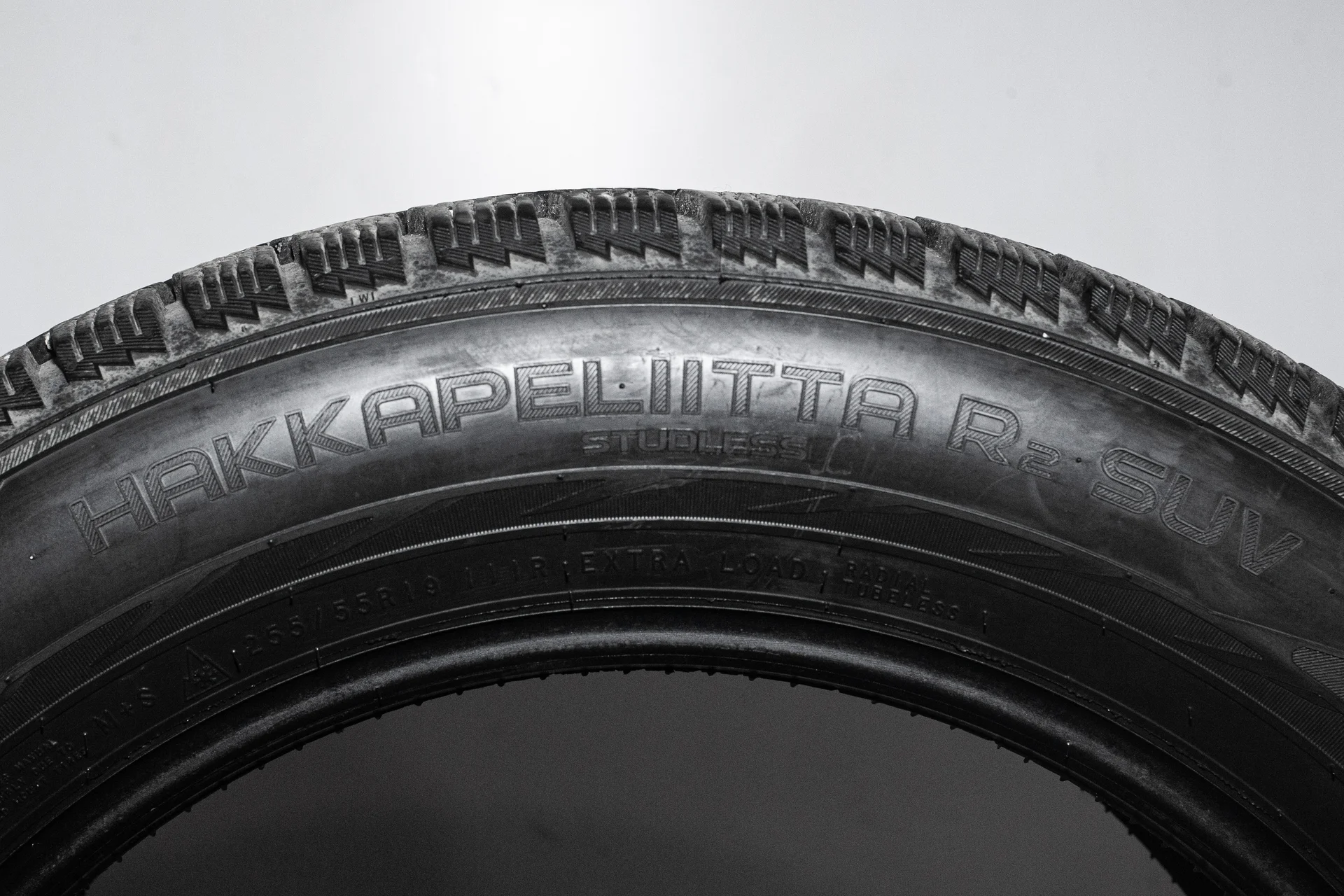 Nokian Hakkapeliitta R2 SUV 255/55 R19 111R XL - миниатюра 9