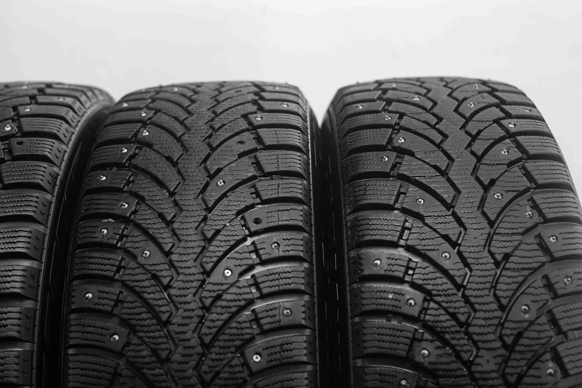 Formula Ice Friction 215/60 R17 100T XL - миниатюра 4