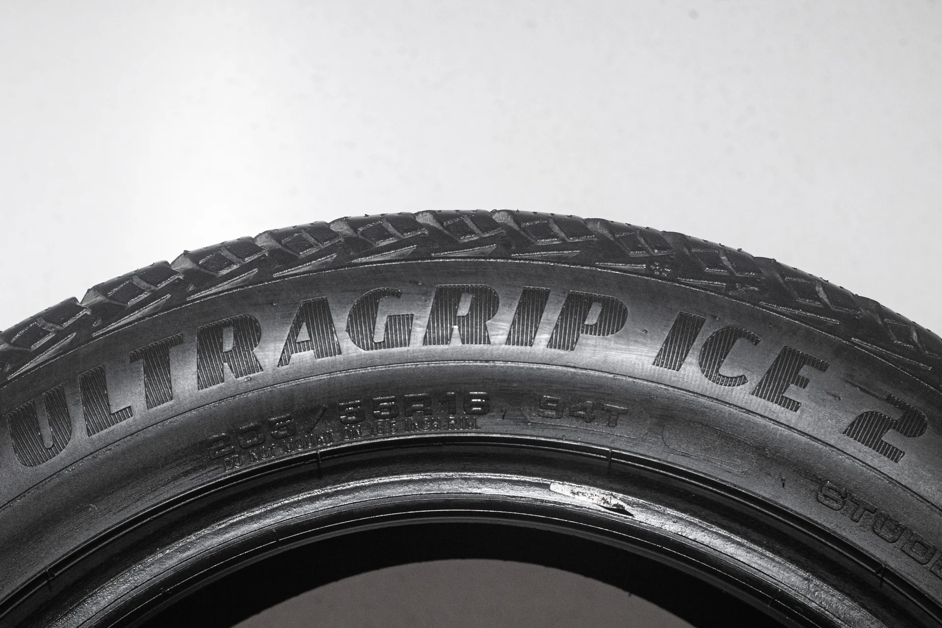 Goodyear UltraGrip Ice 2 205/55 R16 94T - миниатюра 7