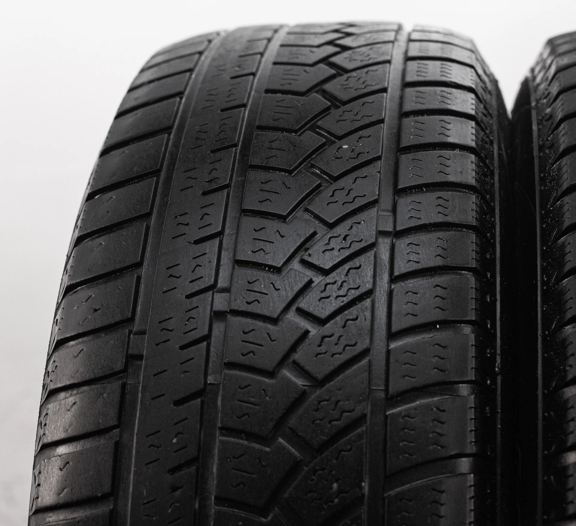 Hifly Win-turi 212 235/65 R17 108H - миниатюра 3
