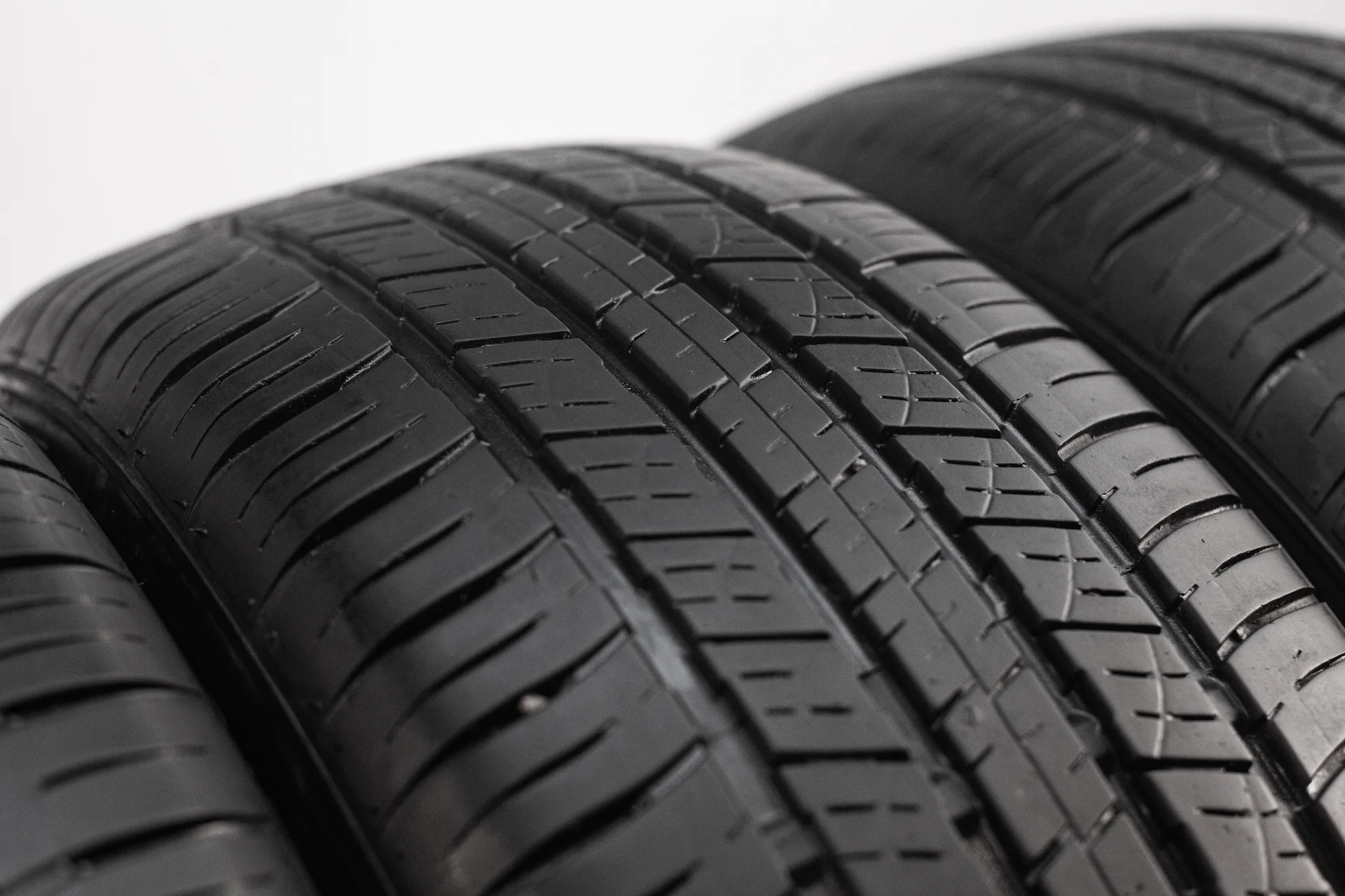 LingLong GREEN-Max 4x4 HP 215/55 R18 95V - миниатюра 3