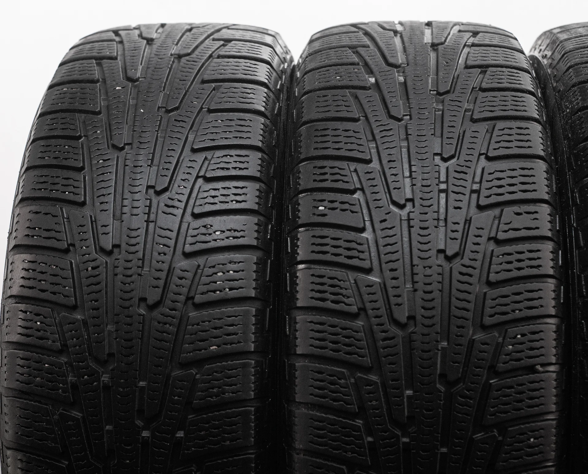 Nokian Nordman RS2 SUV 235/60 R18 107R - миниатюра 5
