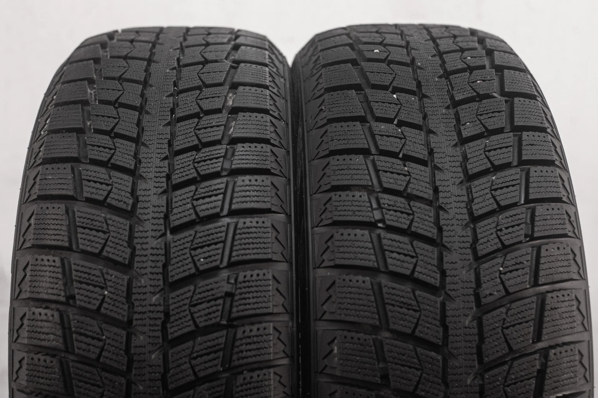 [2] Leao Ice I-15 Winter Defender 205/50 R17 93T - миниатюра 2
