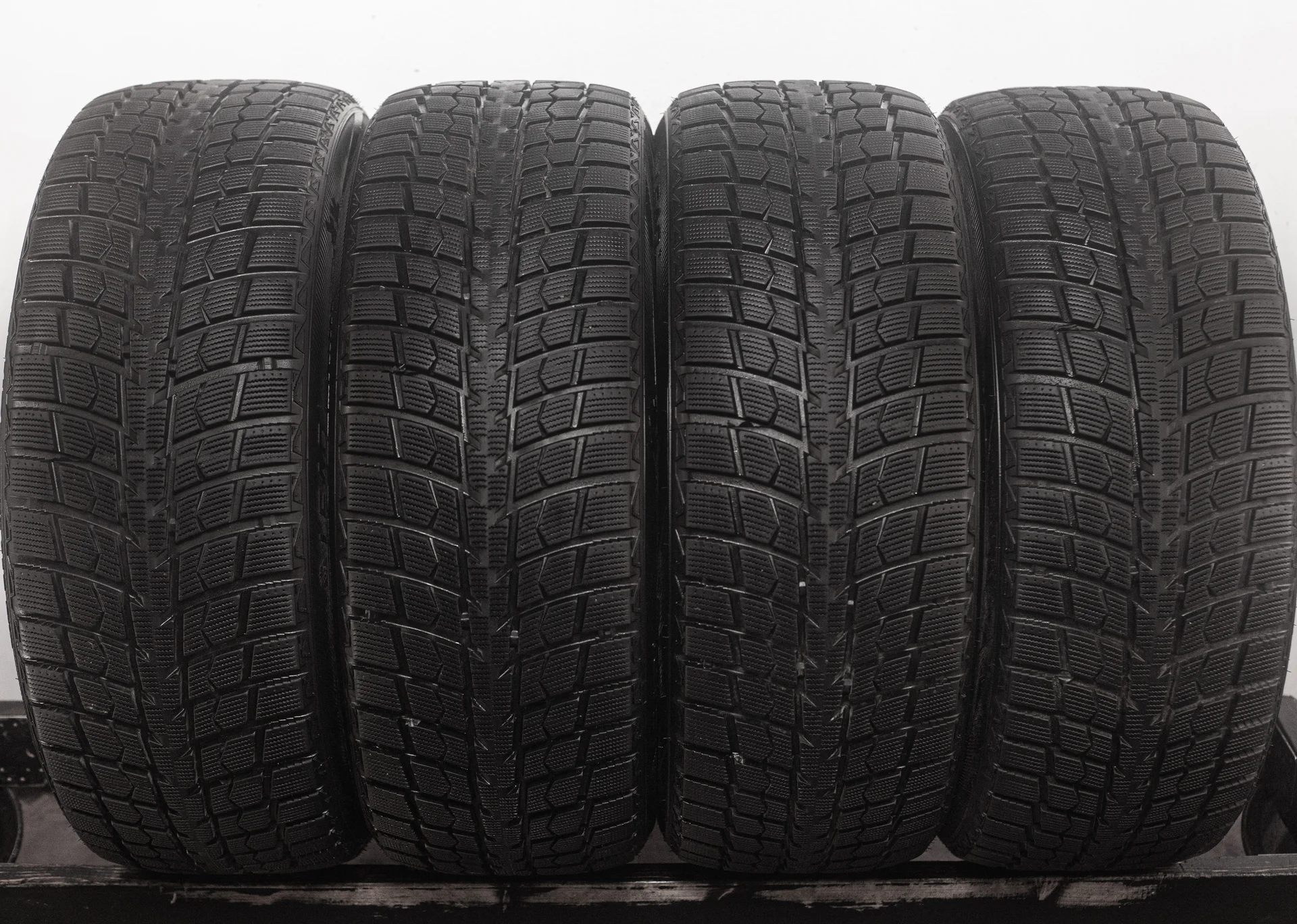 Leao Ice I-15 Winter Defender SUV 275/45 R21 107T