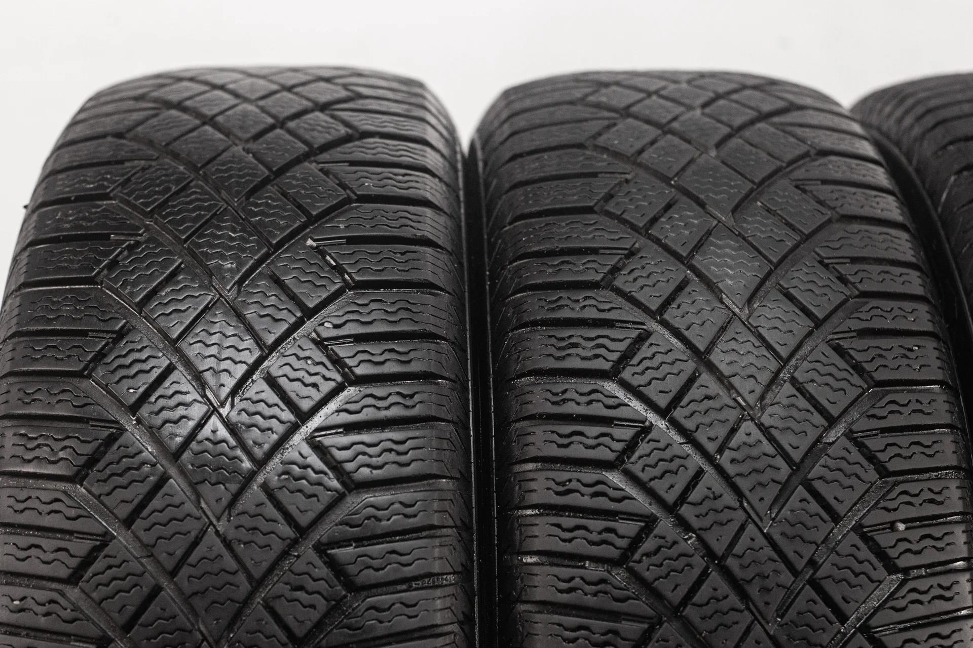 Continental VikingContact 7 215/65 R17 103T - миниатюра 5