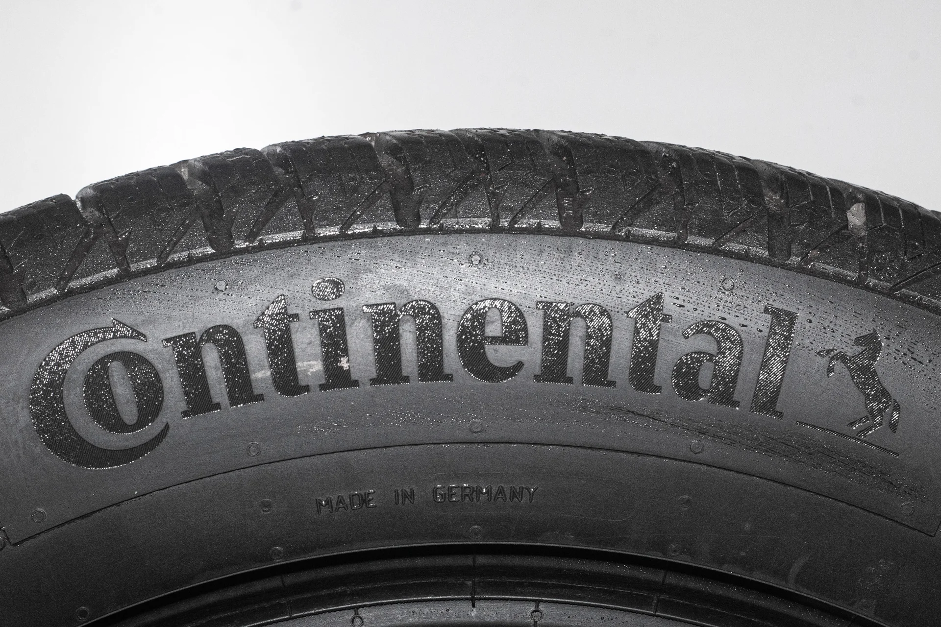 Continental VikingContact 7 215/65 R17 103T - миниатюра 6